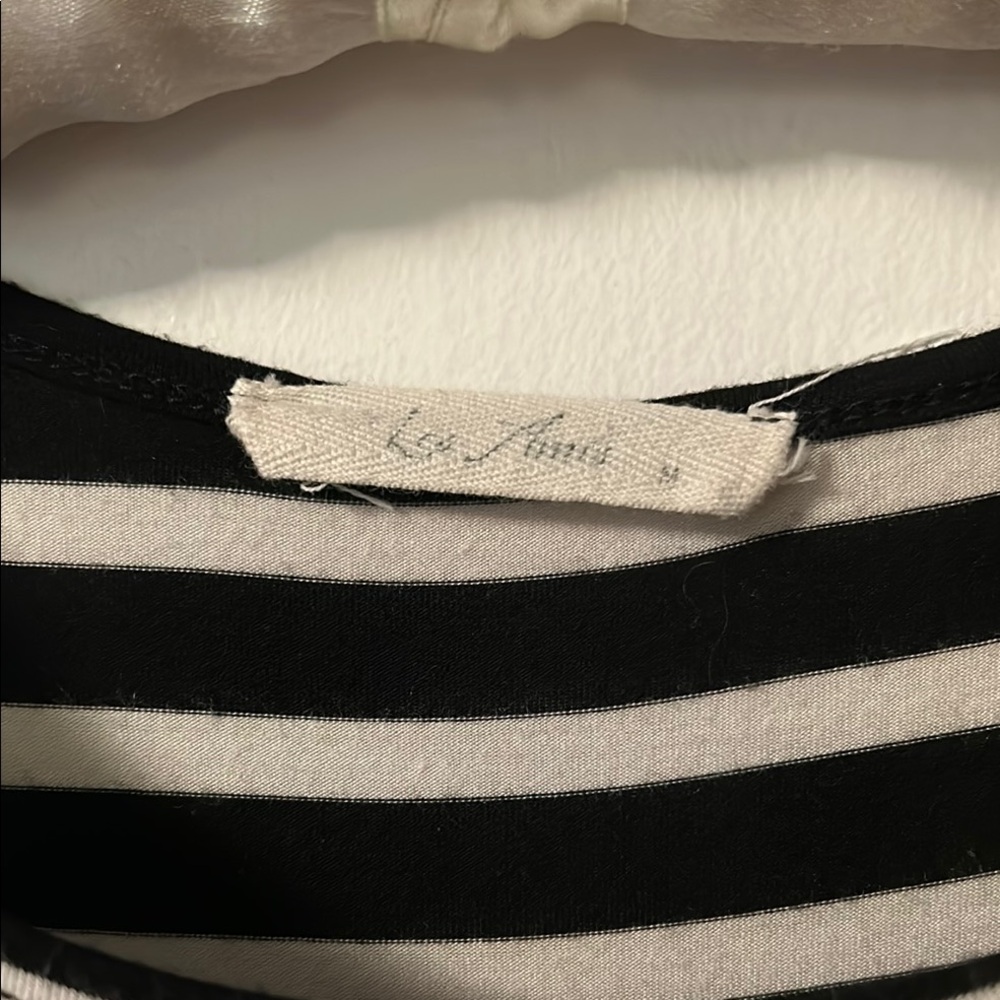 Les Amis Black and White Asymmetrical Top - Picture 6 of 11